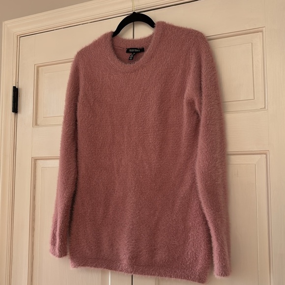 Ellen Tracy Pink Fuzzy Furry Metallic Shimmery Size Small Pink Sweater Pullover - Picture 3 of 9